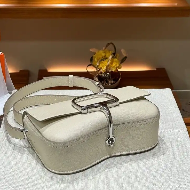 Affordable Cavalleria Hardware Epsom Bag Hermes In Palladium White Della Leather 0506